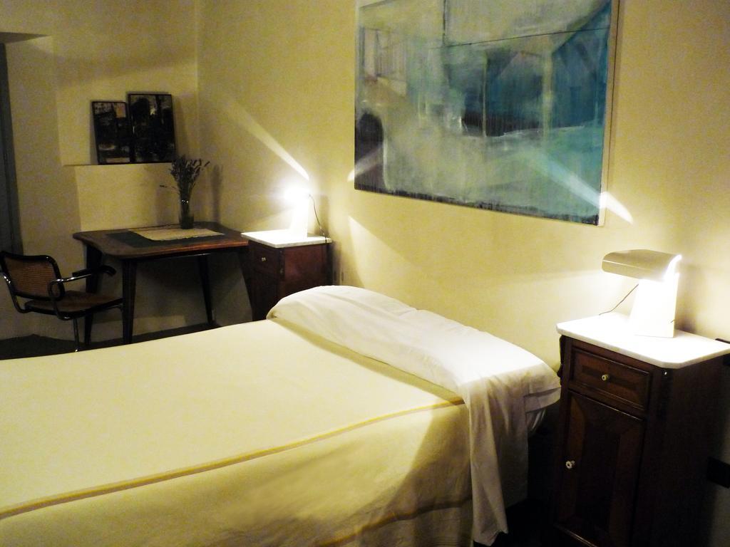Camera Con Vista Fossombrone Chambre photo